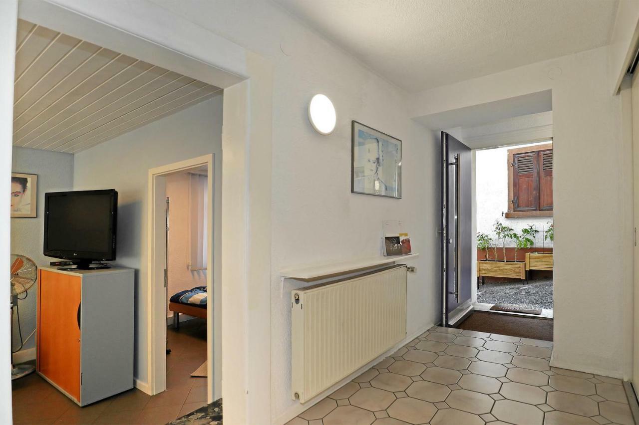 Mariposa Apartamento เอฟริงเกน-เคียร์เชน ภายนอก รูปภาพ