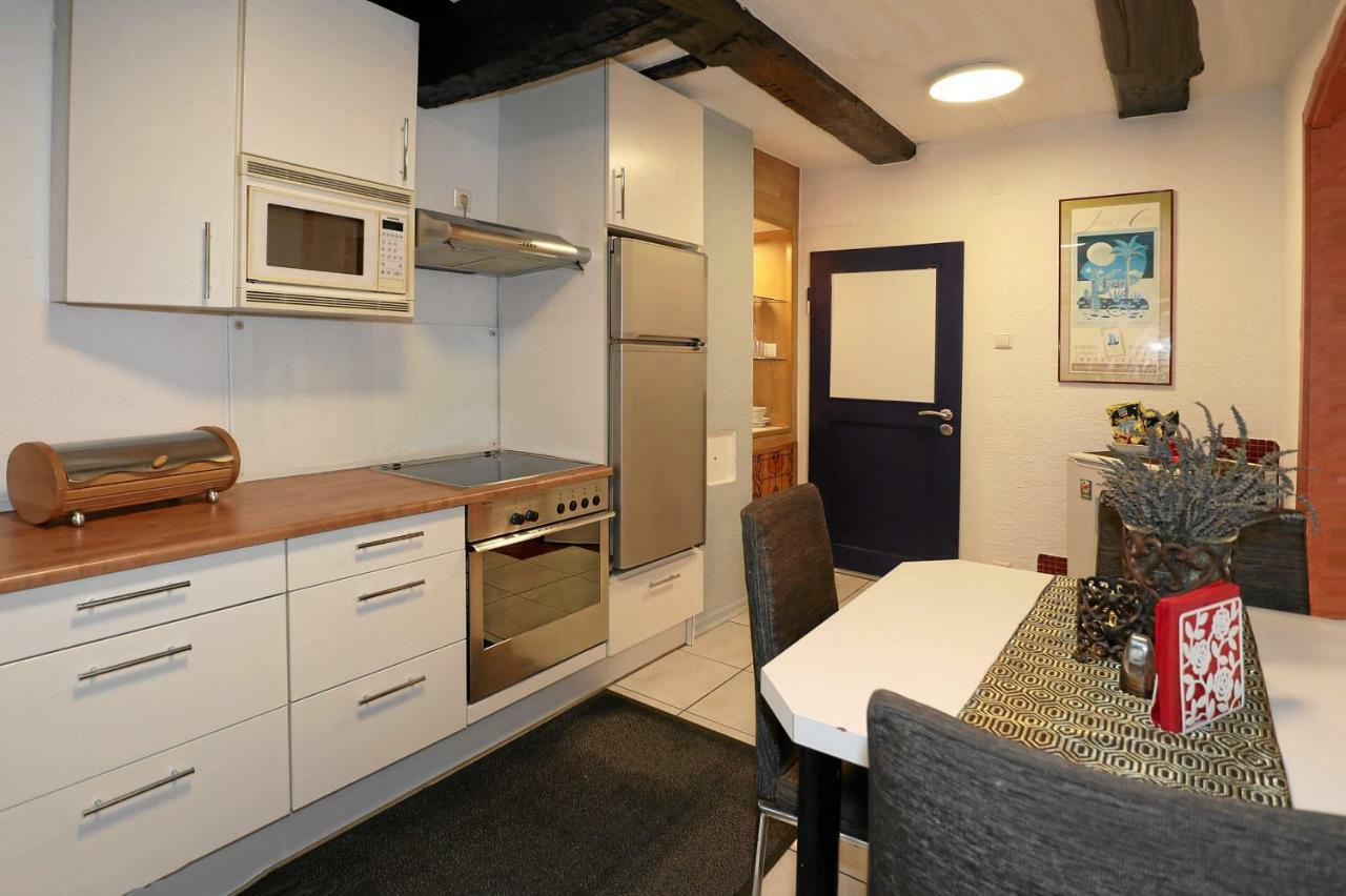 Mariposa Apartamento เอฟริงเกน-เคียร์เชน ภายนอก รูปภาพ