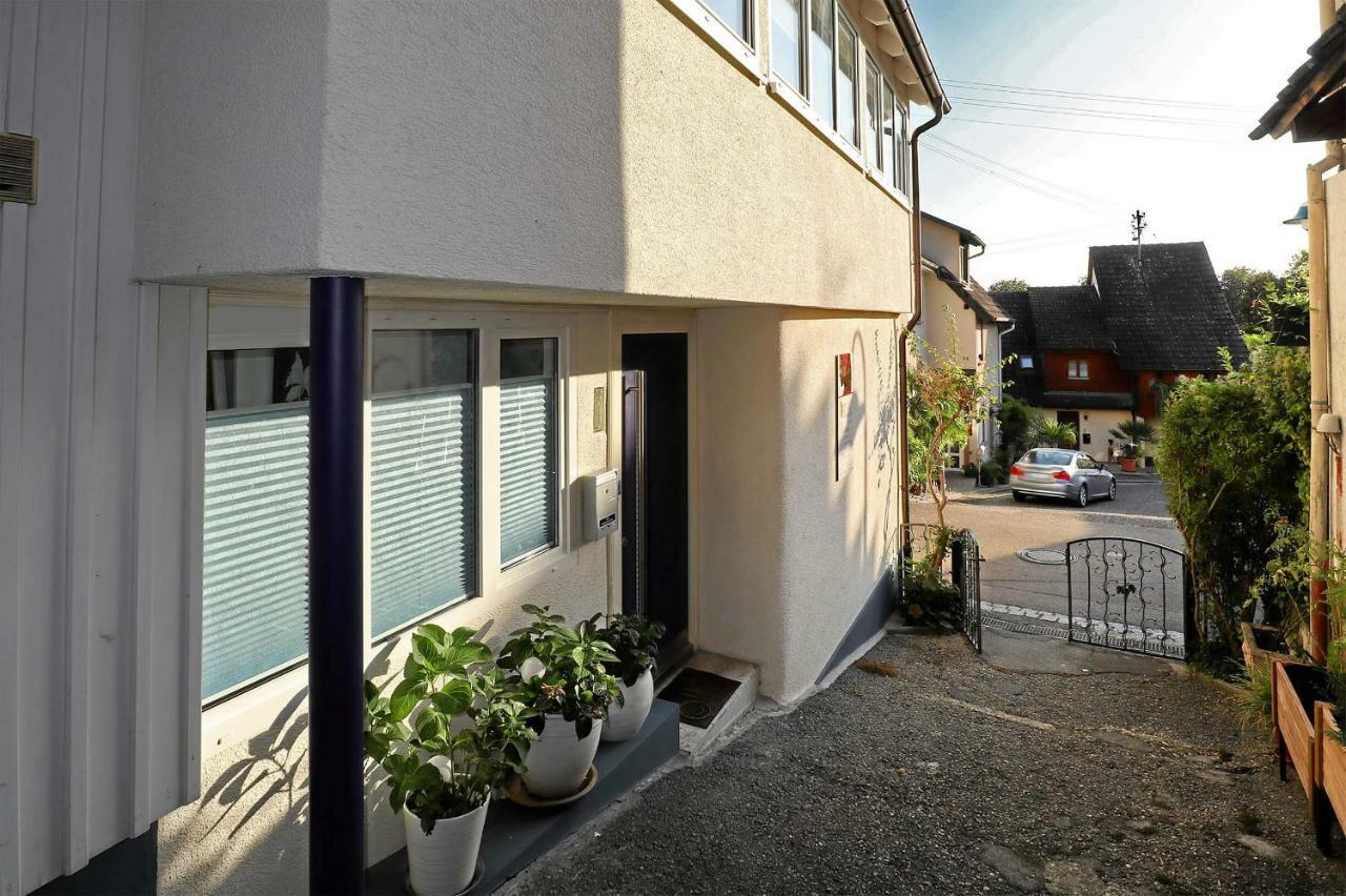Mariposa Apartamento เอฟริงเกน-เคียร์เชน ภายนอก รูปภาพ
